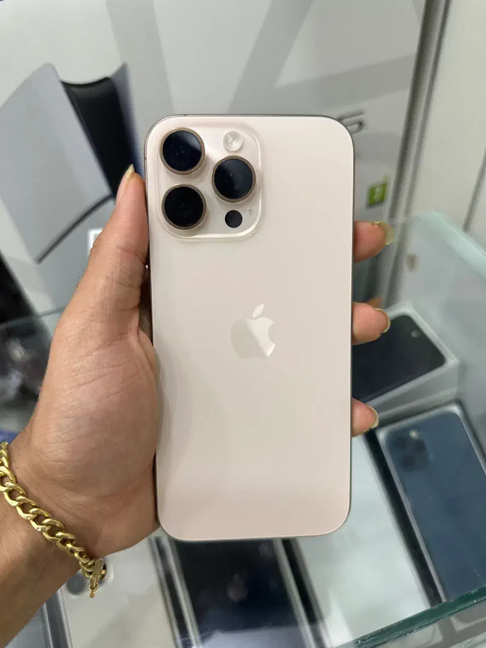 iphone16pro max با ریجستر|موبایل|بندر کنگان, |دیوار