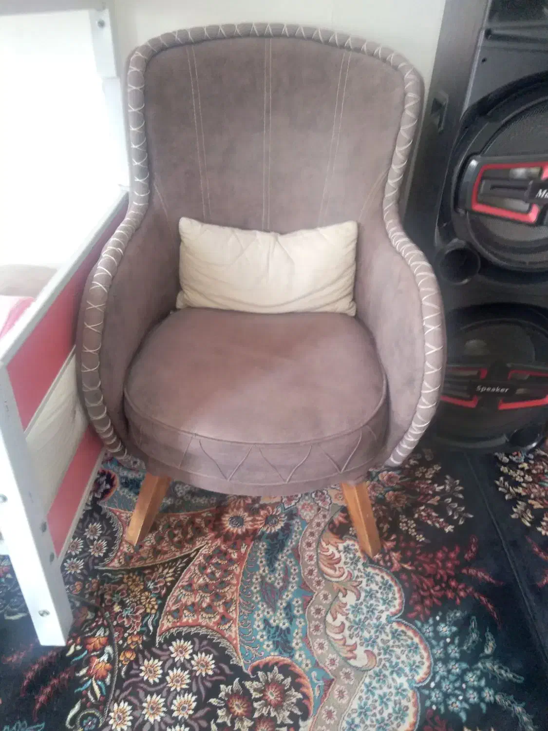 دودست مبل هفت نفره|مبلمان خانگی و میز عسلی|نیشابور, مازول|دیوار