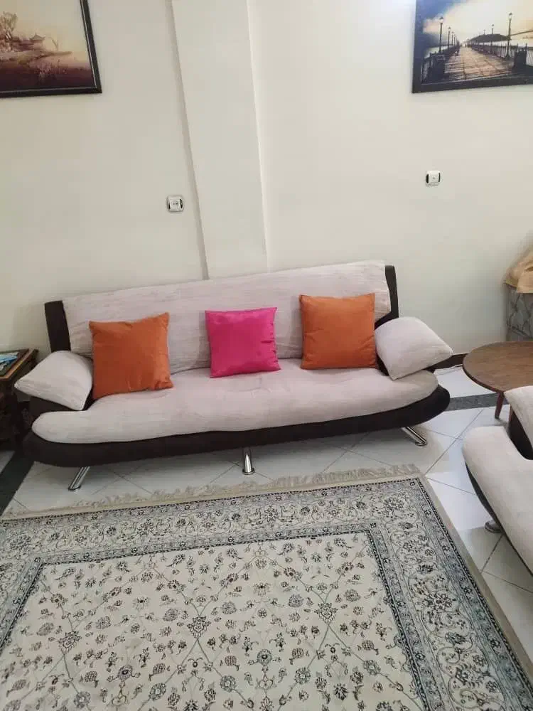 مبل کارکرده راحتی|مبلمان خانگی و میز عسلی|شاهین‌شهر, عطار|دیوار