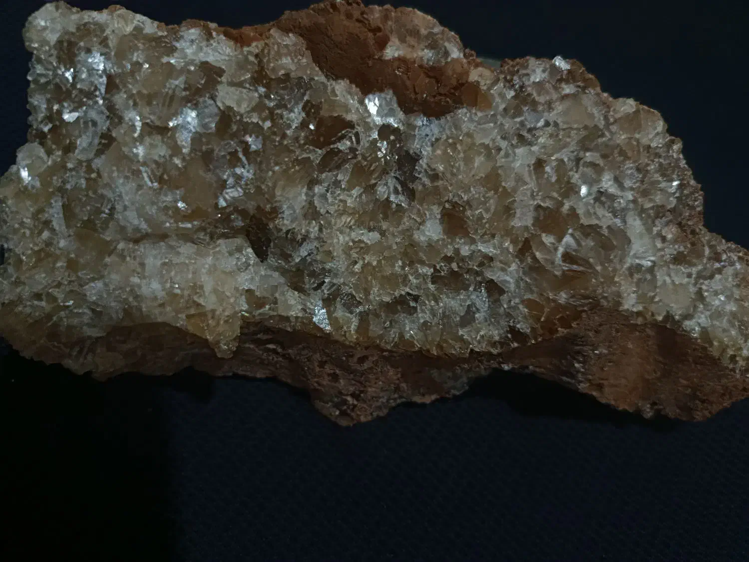 سنگ قیمتی|کلکسیون اشیاء عتیقه|الیگودرز, |دیوار