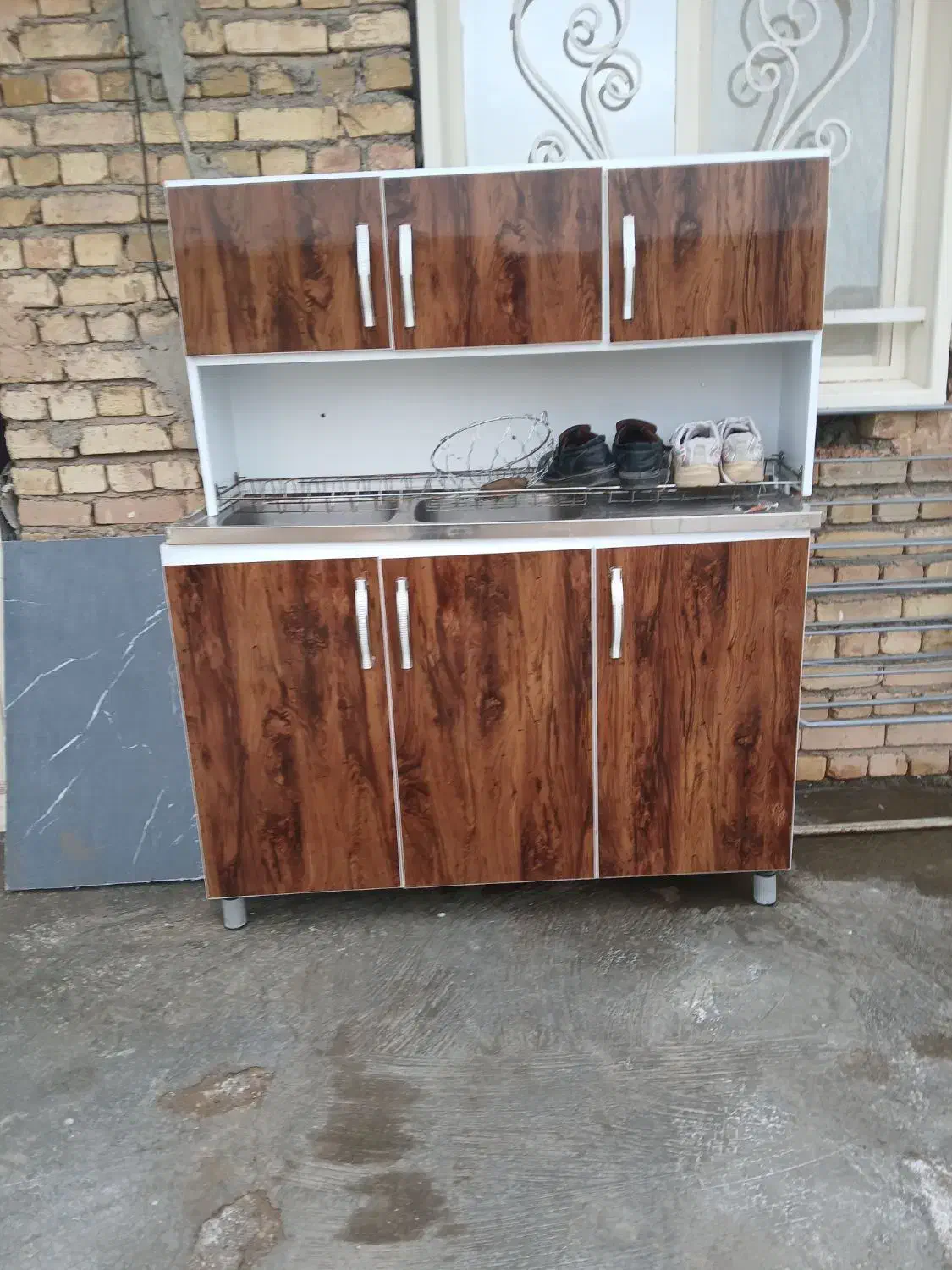 کابینت در حد نو|آبچکان و نظمدهنده ظروف|اسفرورین, |دیوار