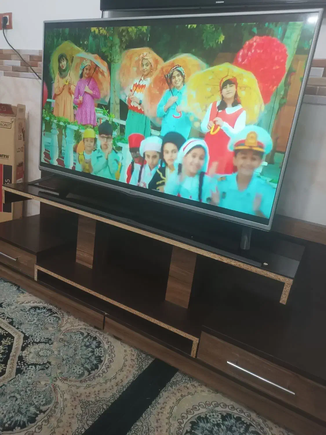 ال ای دی49ال جی|تلویزیون و پروژکتور|مشهد, شهرک شهید باهنر|دیوار