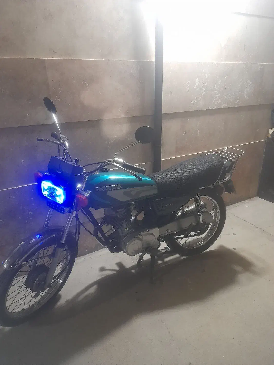 هندا ۱۲۵ مدل ۹۰|موتورسیکلت|رباطکریم, رباطکریم|دیوار