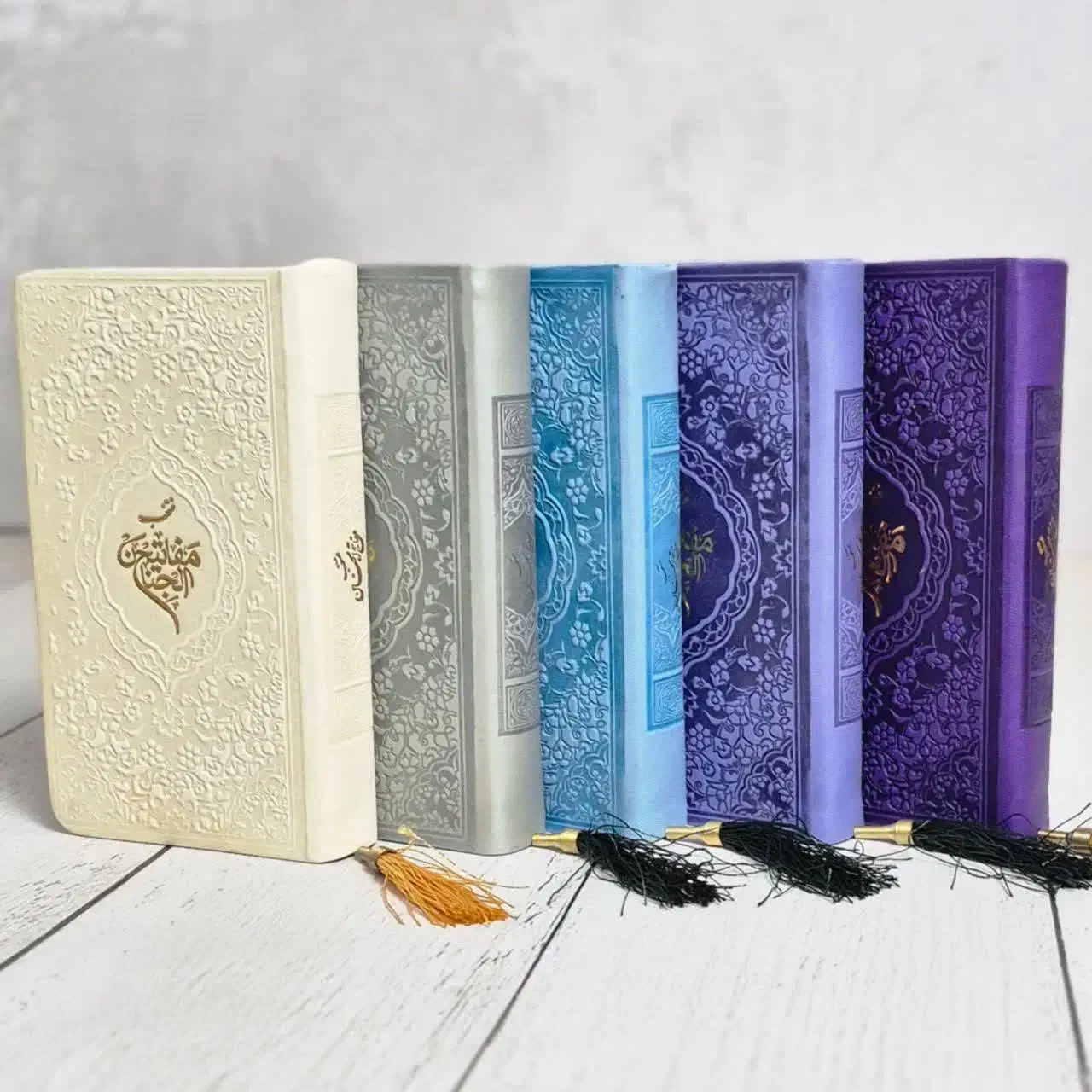 مفاتیح پالتویی رنگی|کتاب و مجله مذهبی|قم, شهرک امام حسن|دیوار