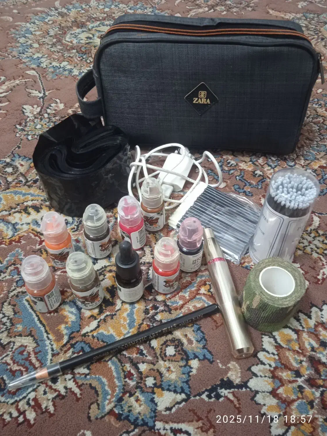 وسایل آرایشگاه|آرایشگاه و سالن‌های زیبایی|اردکان, |دیوار