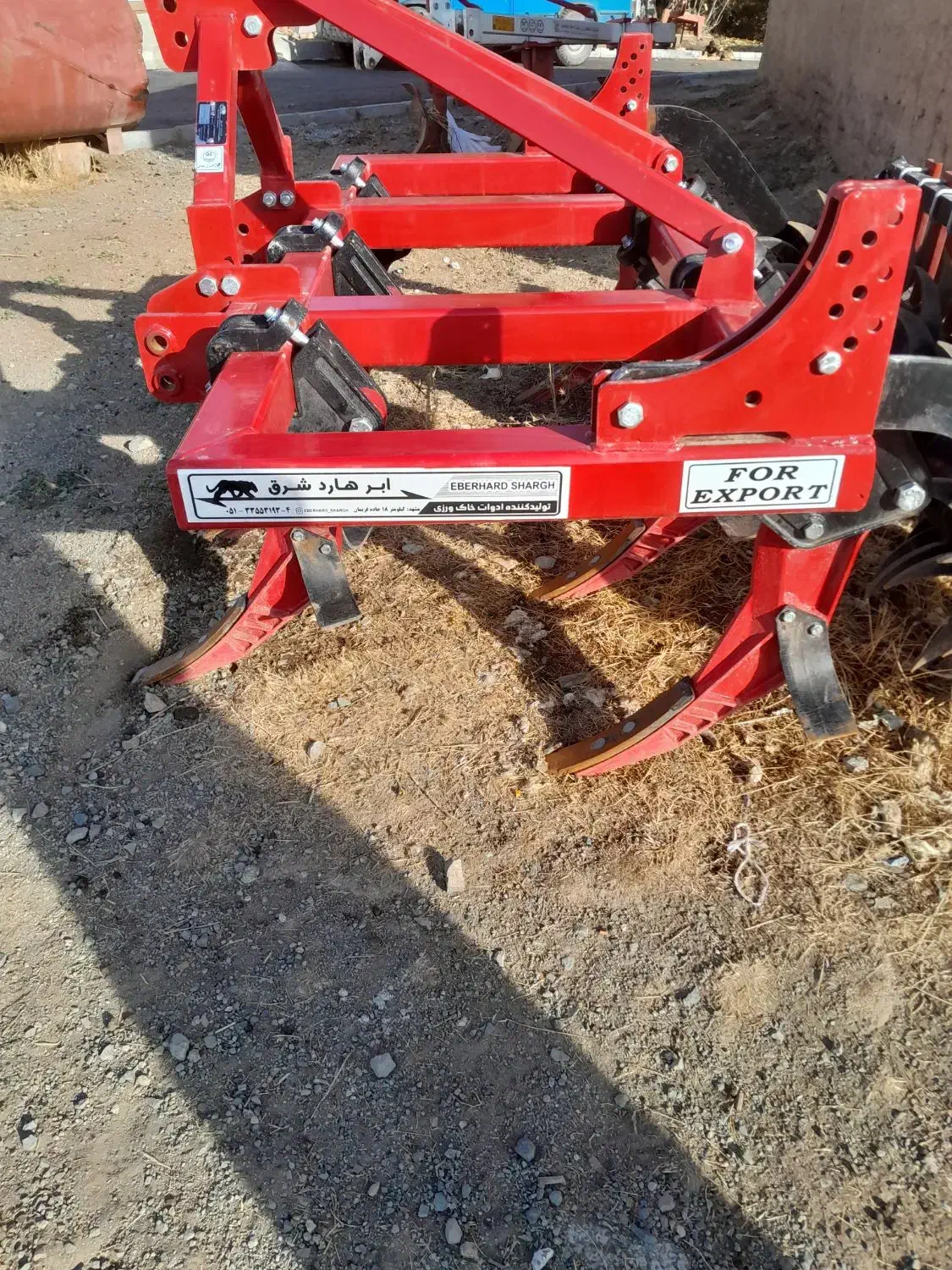 فروش چیزی تراکتور|ماشینآلات صنعتی|کامیاران, |دیوار