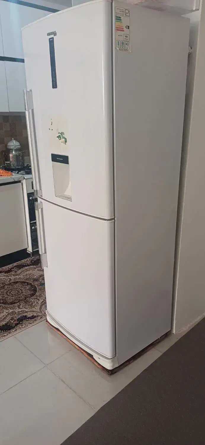 یخچال دو در در حد نو بدون برفک|یخچال و فریزر|شاهدشهر, |دیوار