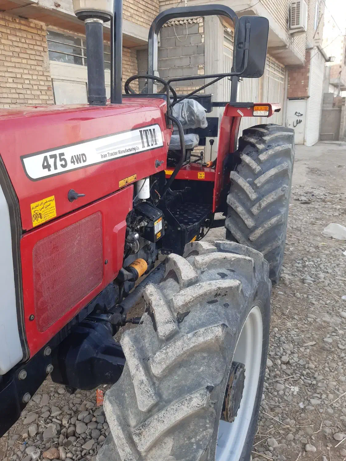 تراکتور ۴۷۵ مدل ۴۰۳|خودرو سنگین|آق قلا, |دیوار