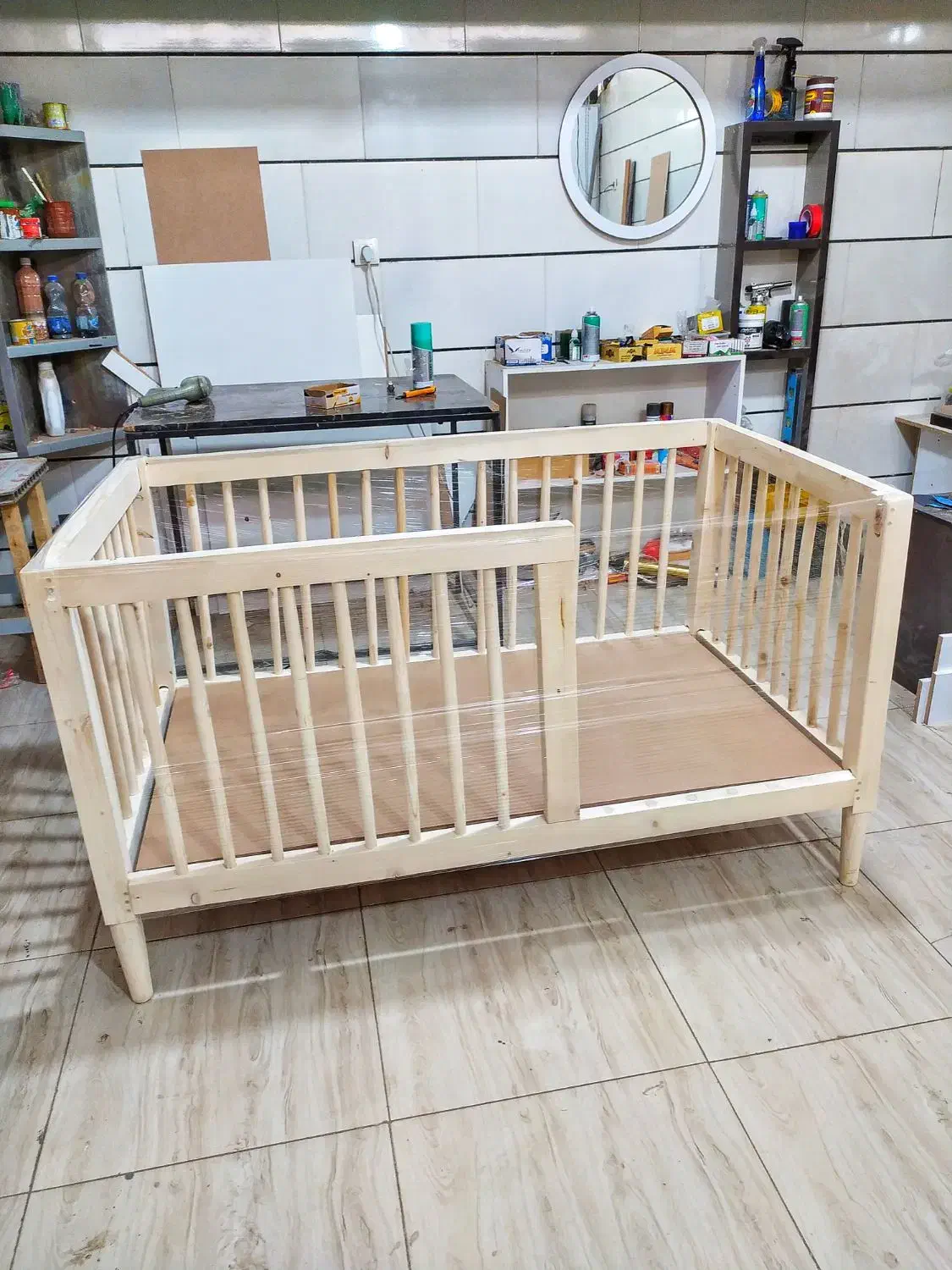 تخت نوزاد تمام چوب|تخت و سرویس خواب|خرمآباد, |دیوار