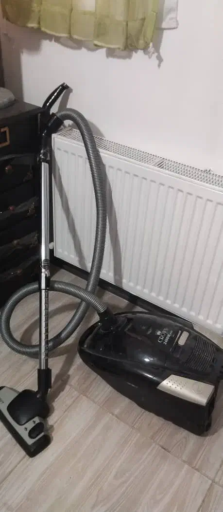 جاروبرقی سامسونگ کرون2400 وات|جاروبرقی، جارو شارژی، بخارشو|شیراز, دشت چنار|دیوار