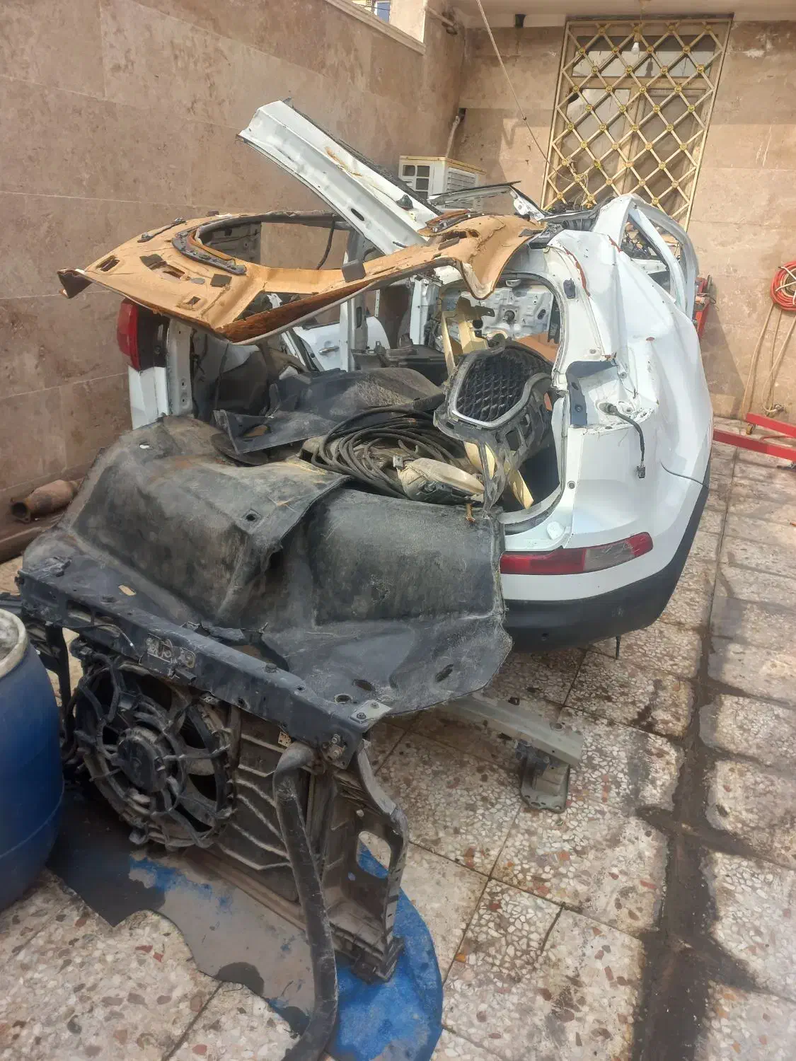 لوازم یدکی اسپورتیج ۲۰۱۲الی۲۰۱۵|قطعات یدکی و لوازم جانبی|تهران, منیریه|دیوار