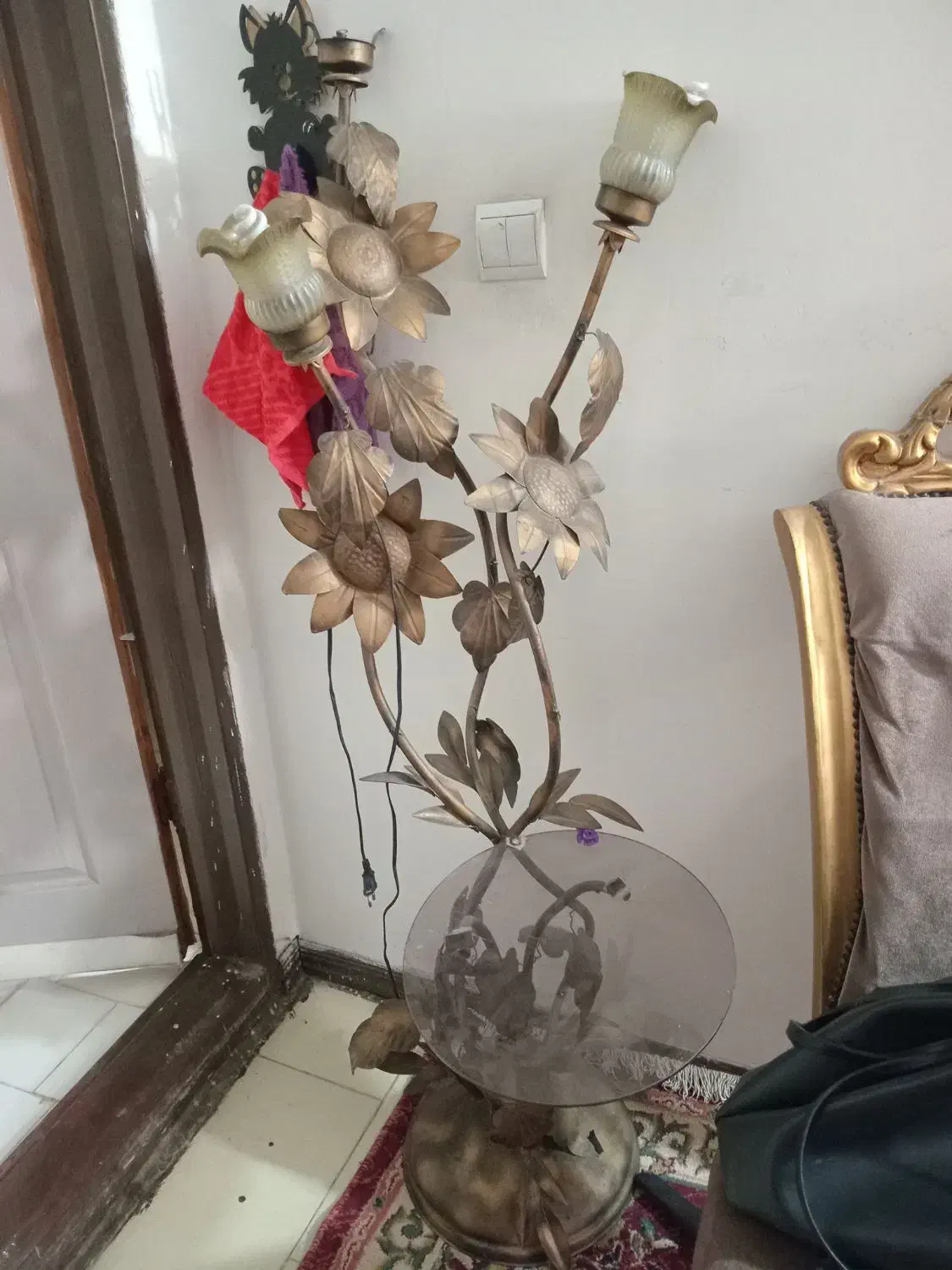 آباژور|چراغ خواب و آباژور|پرند, فاز ۴|دیوار