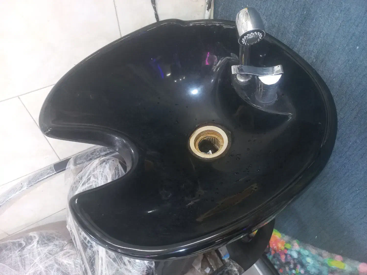 سرشور ارایشگاه|آرایشگاه و سالن‌های زیبایی|صباشهر, |دیوار