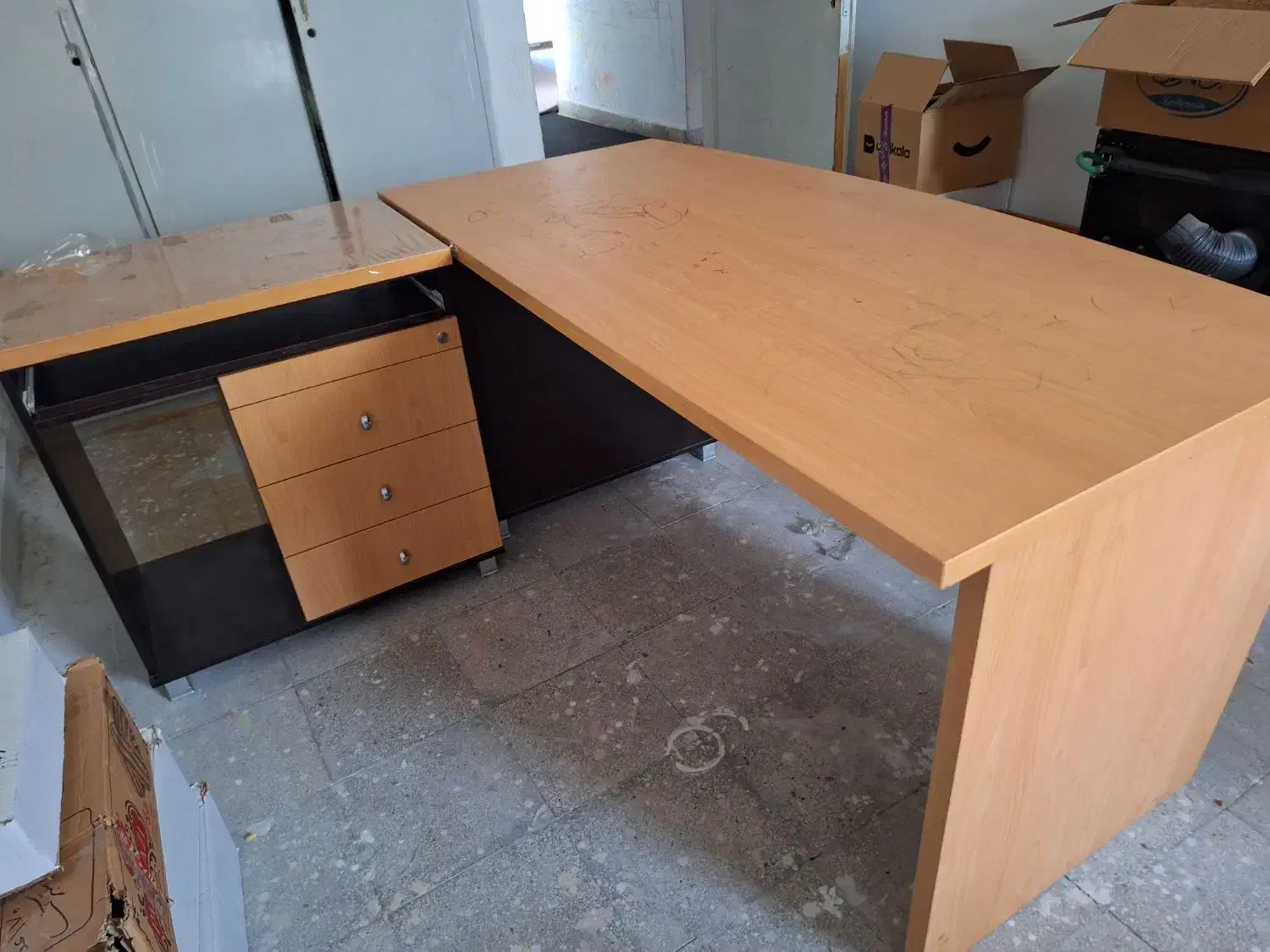 میزکار و کمد فایل|میز تحریر و کامپیوتر|مشهد, شهید فرامرز عباسی|دیوار