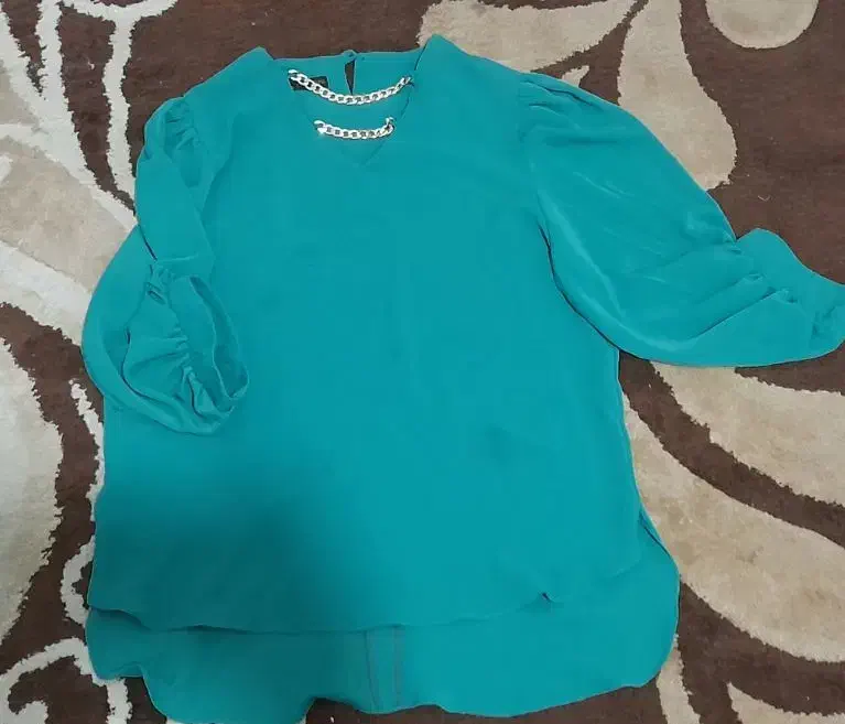 مانتو و شومیز|لباس|شهریار, شهریار|دیوار