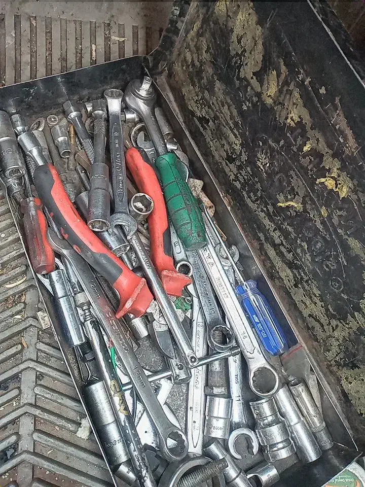 امداد خودرو مکانیک وباطریسازی سیار|خدمات موتور و ماشین|تهران, سهروردی|دیوار