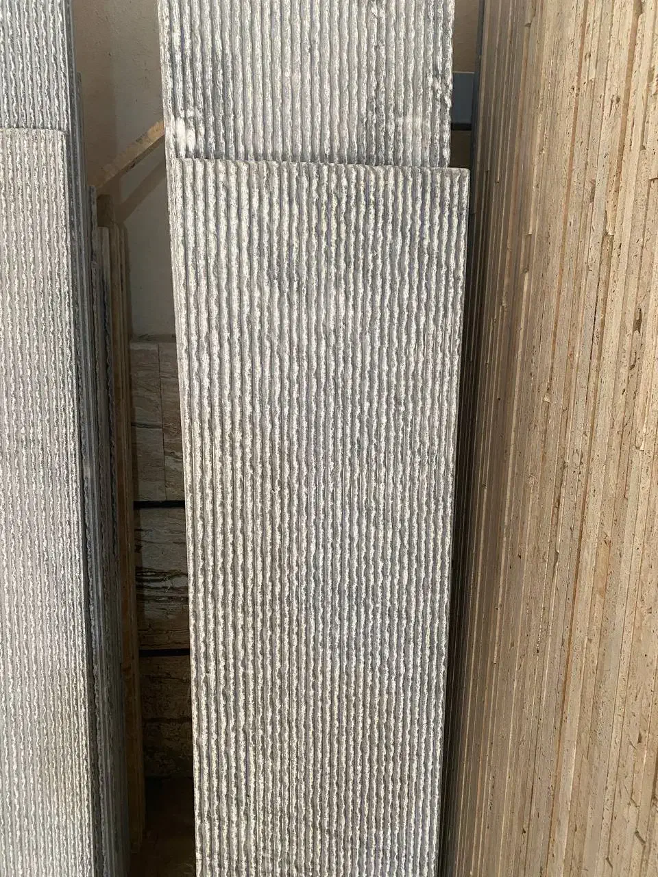 سنگ جاوید با فرآوری کاتهمر|مصالح و تجهیزات ساختمان|یزد, |دیوار