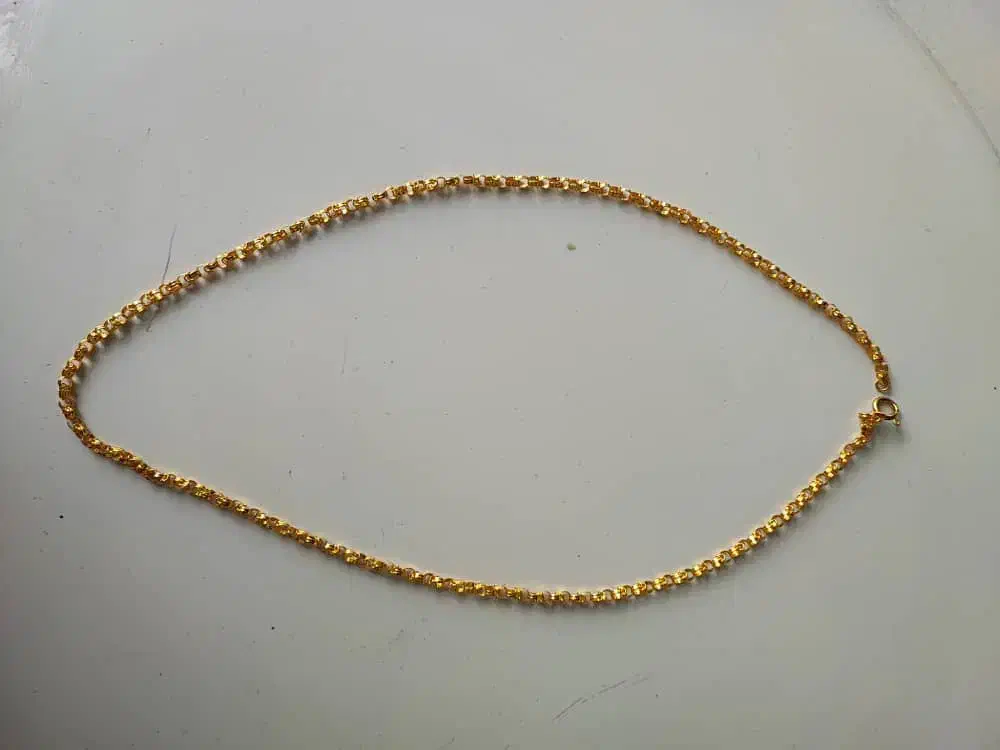 زنجیر بیروتی تمیز در حد نو|جواهرات|دوگنبدان, |دیوار