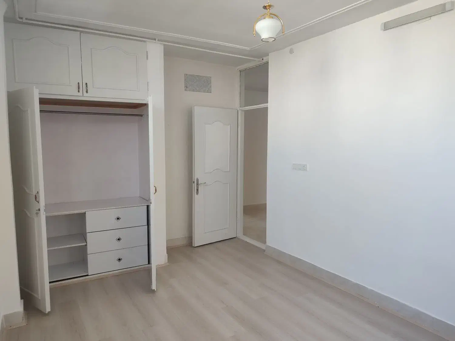 آپارتمان ۱۱۵متری دو خوابه فول امکانات (مرکز شهر)|اجارهٔ آپارتمان|بجنورد, |دیوار