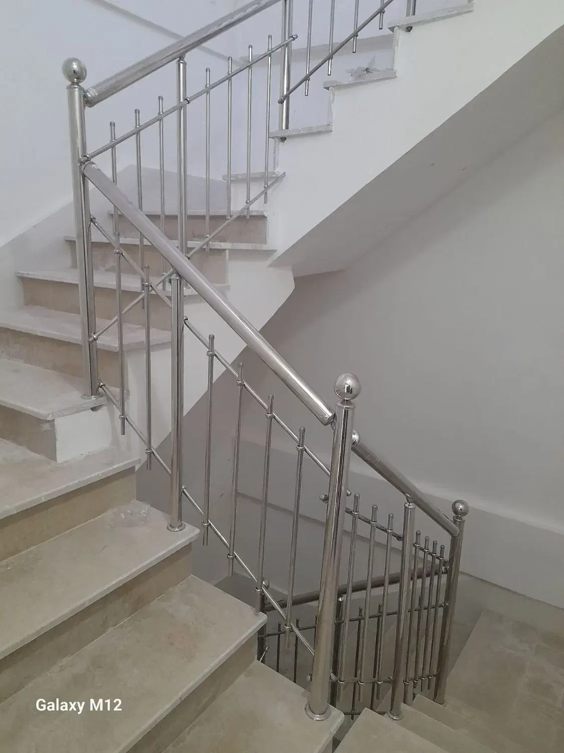 دو طبقه بالای پیلوت. زرهرن5|فروش آپارتمان|شیروان (خراسان), |دیوار