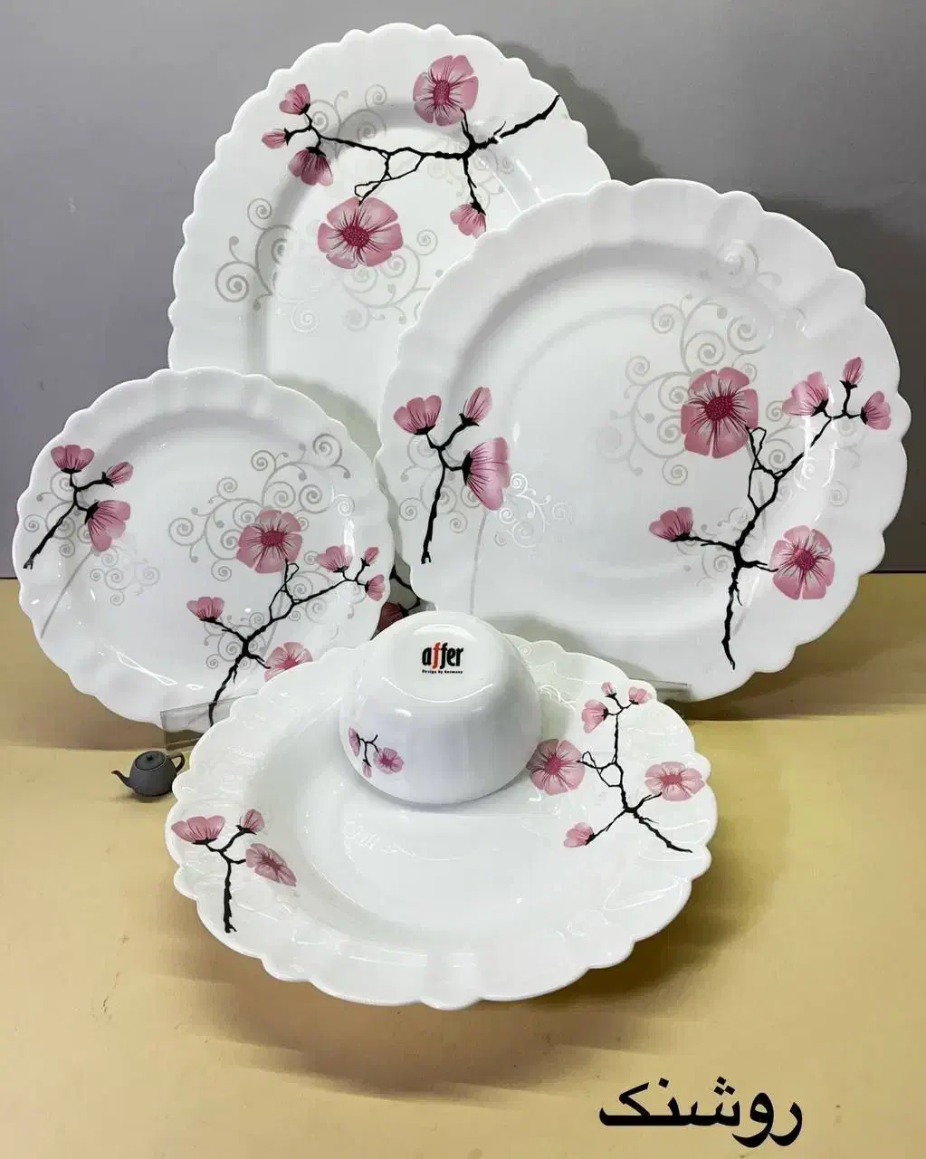 سرویس ۲۵ پارچه مقصود روشنک|ظروف سرو و پذیرایی|تهران, شهرک بعثت|دیوار