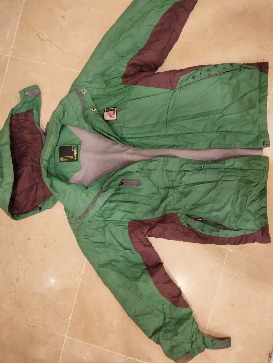 تعداد زیادی کاپشن و بارانی خارجی|لباس|تهران, ائمه اطهار|دیوار