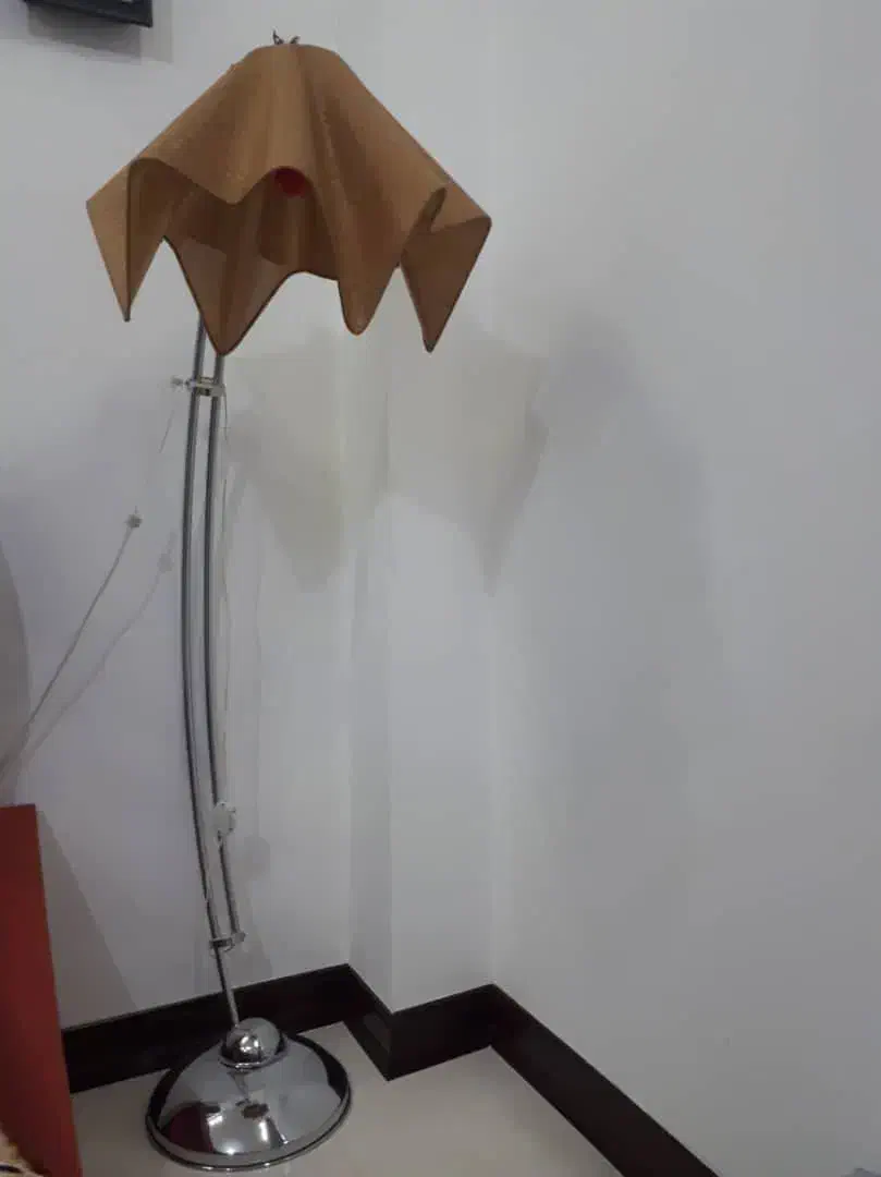 آباژور ایستاده منحنی|چراغ خواب و آباژور|شلمان, |دیوار