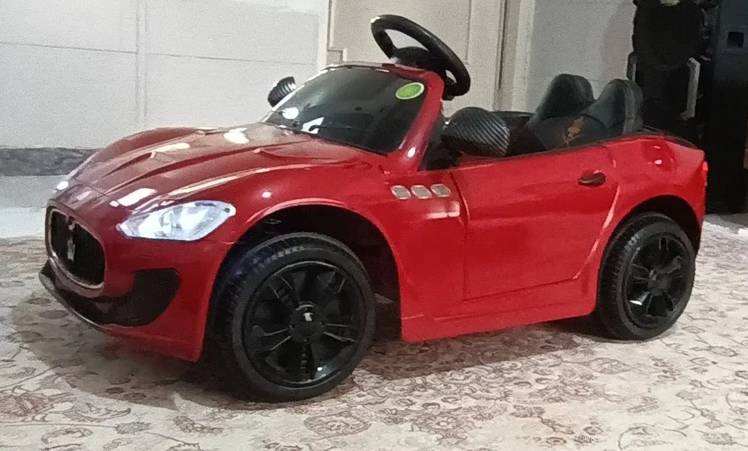 ماشین شارژی مدل مازراتی قرمز|اسباببازی|محمدشهر, محمدشهر|دیوار