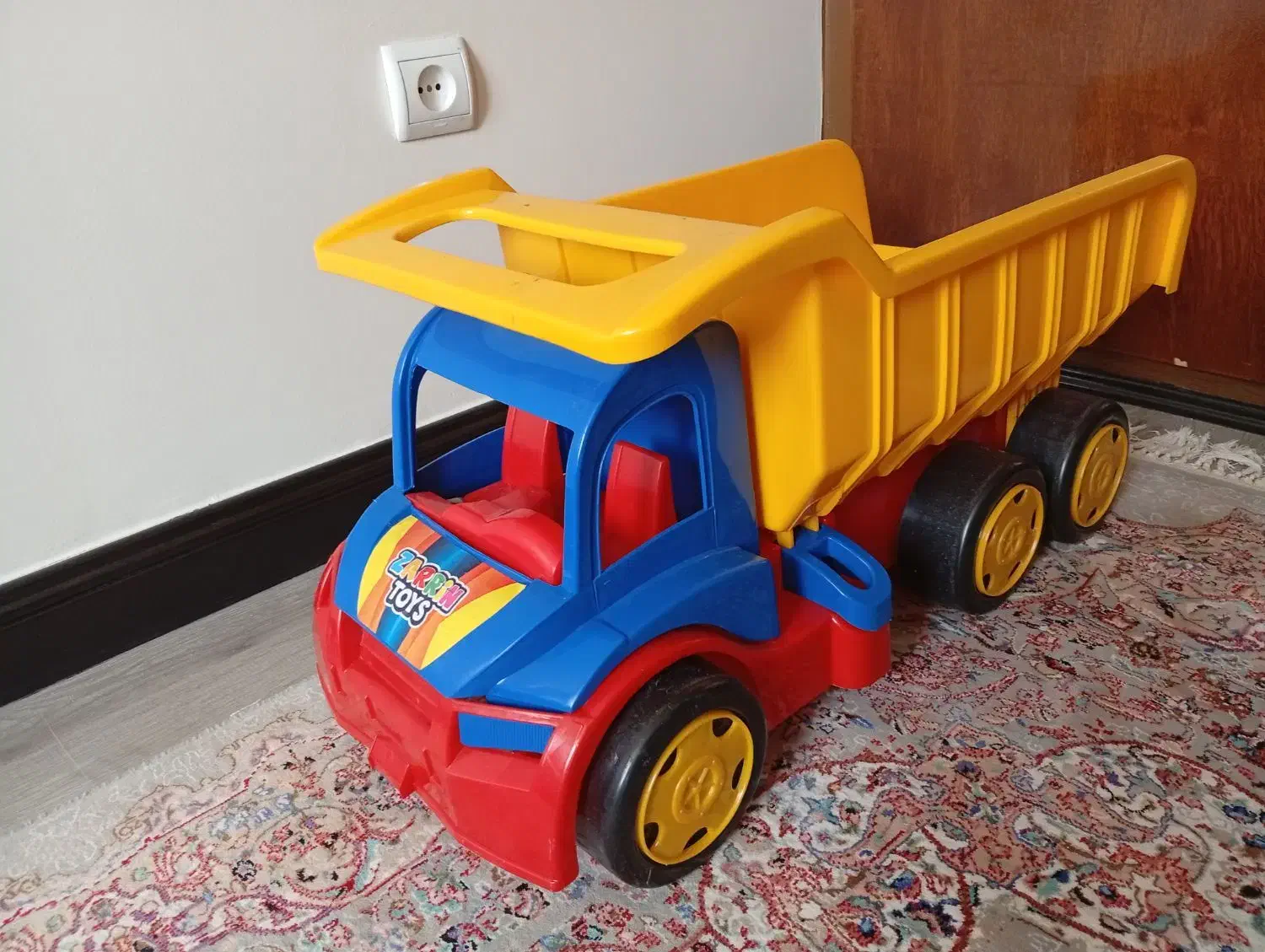 کامیون اسباب بازی|اسباب‌بازی بچه|تهران, جمال‌زاده|دیوار