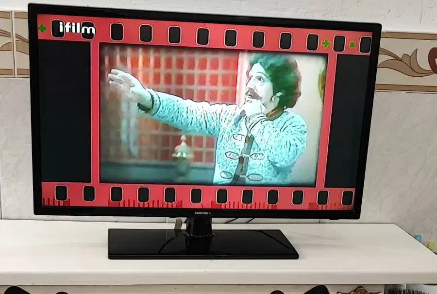 ال ای دی 32 سامسونگ|تلویزیون و پروژکتور|مشهد, نیزه|دیوار