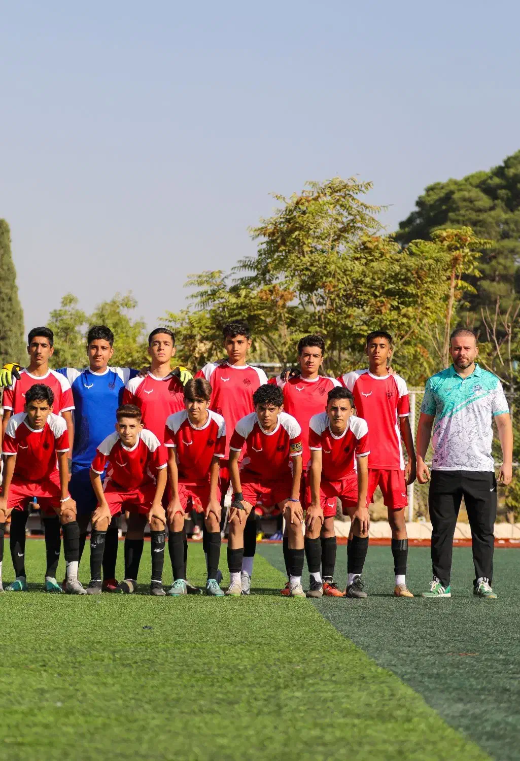 مدرسه فوتبال کیارش|خدمات آموزشی|خرم‌آباد, |دیوار