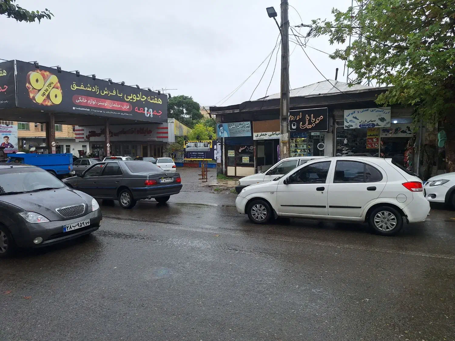 فروش ویژه ملک تجاری در خیابان اصلی امام خمینی|فروش مغازه و غرفه|تالش, هشتپر|دیوار