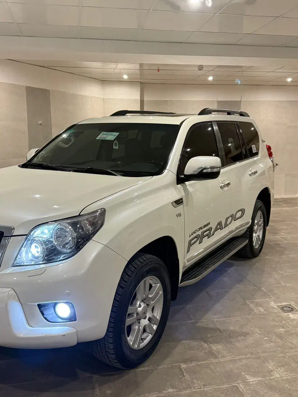 پرادو چهاردرب ۲۰۱۱شش سیلندر آندرود درحد|خودرو سواری و وانت|مشهد, طلاب|دیوار
