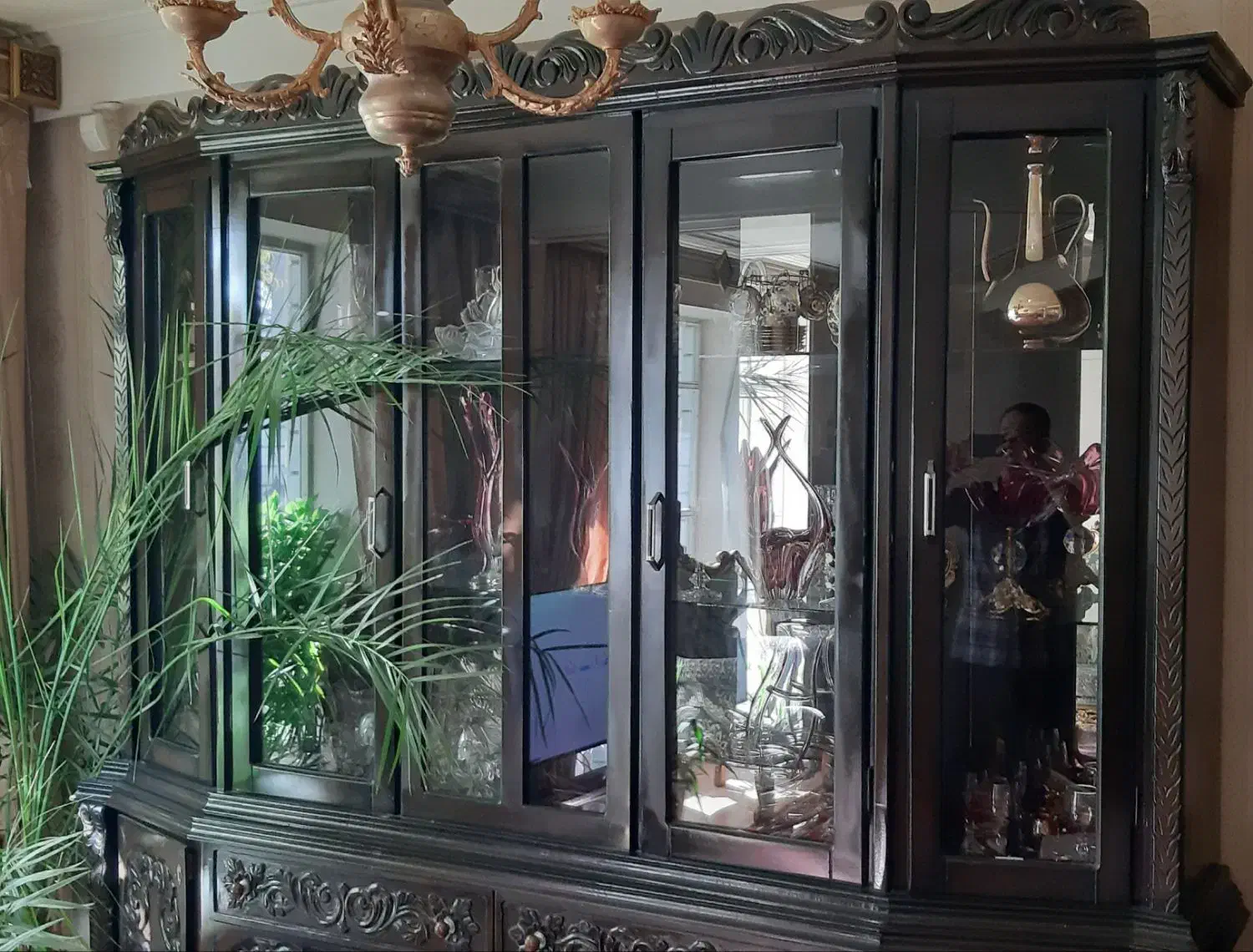 بوفه از جنس چوب گردو|بوفه، ویترین، کنسول|خسروشاه, |دیوار