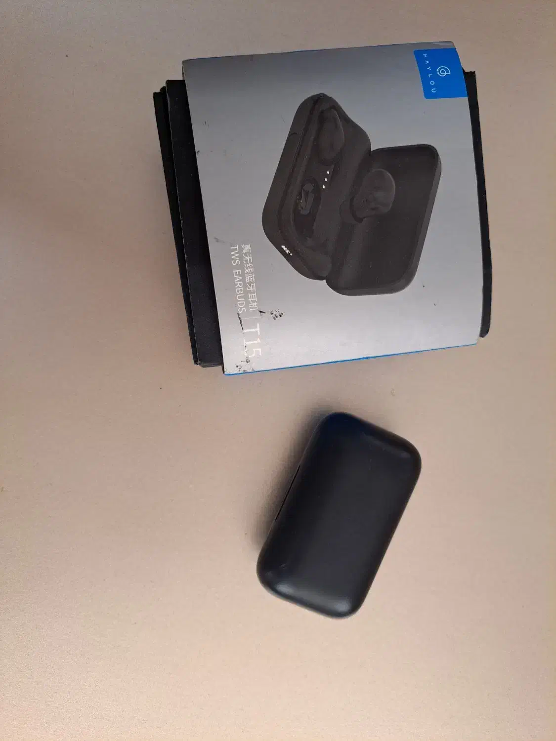 ایرپاددرحد نو شارژ تا دو روز نگهمیداره قیمت مناسب|لوازم جانبی موبایل و تبلت|ساوه, |دیوار