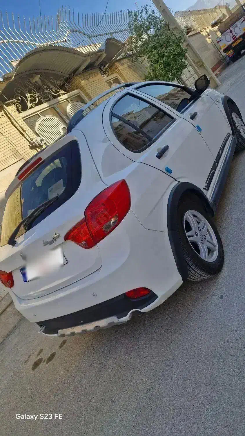 کوئیک آر۱۴۰۱ پارس خودرویی|خودرو سواری و وانت|کازرون, |دیوار