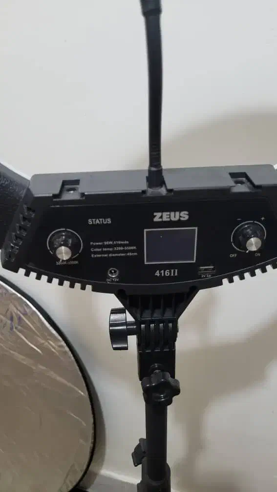 رینگ لایت و رفلاکتور|دوربین عکاسی و فیلم‌برداری|سهند, |دیوار