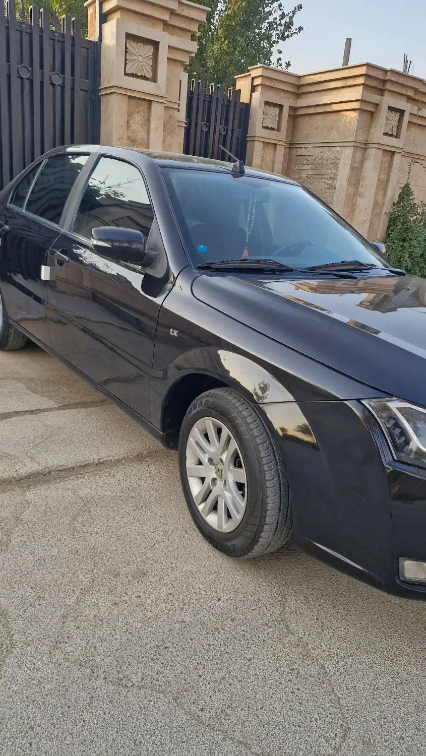 دنا معمولی تیپ 2مدل 96 تک برگ سند|خودرو سواری و وانت|چهارباغ, |دیوار