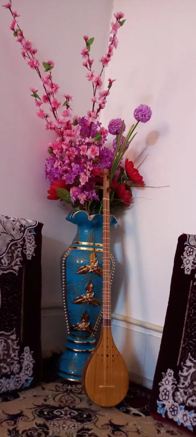 سه تار مفتاحی|سازهای سنتی|قزوین, |دیوار