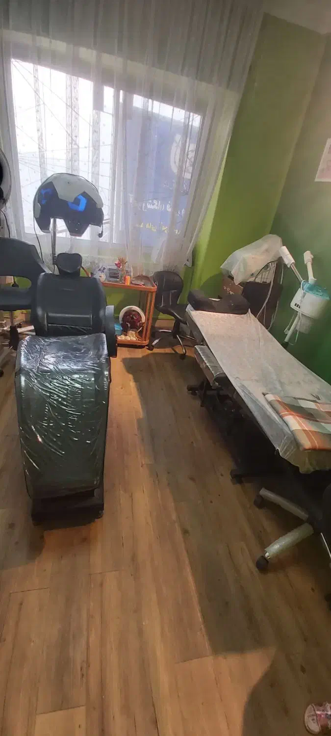 اجاره میز ناخن و تخت مژه و فشیال|اجارهٔ دفتر کار، اتاق اداری، مطب|تهران, حشمتیه|دیوار