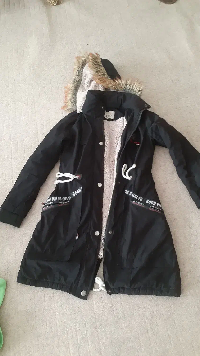 پالتو وکاپشن|لباس|گنبد کاووس, |دیوار