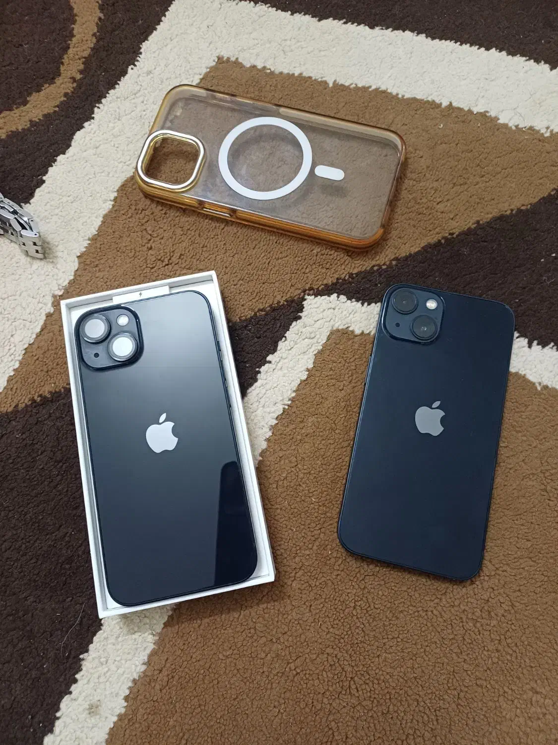 گوشی آیفون 13 پول لازمم بدیل مشکل مالی|موبایل|مشهد, رضاشهر|دیوار