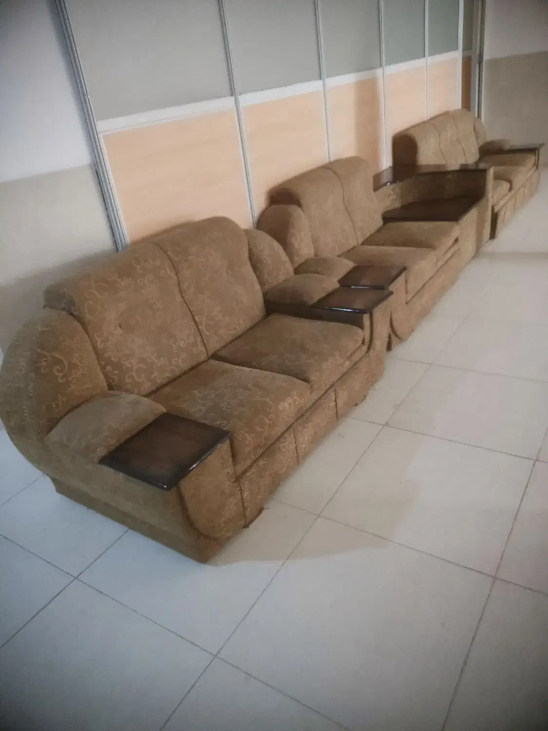 مبل 7نفره|مبلمان خانگی و میز عسلی|یزد, |دیوار