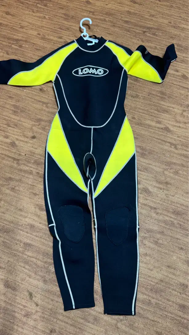 لوازم غواصی دره نوردی وت سوت|غواصی و ورزشهای آبی|تهران, امام زاده عبدالله|دیوار