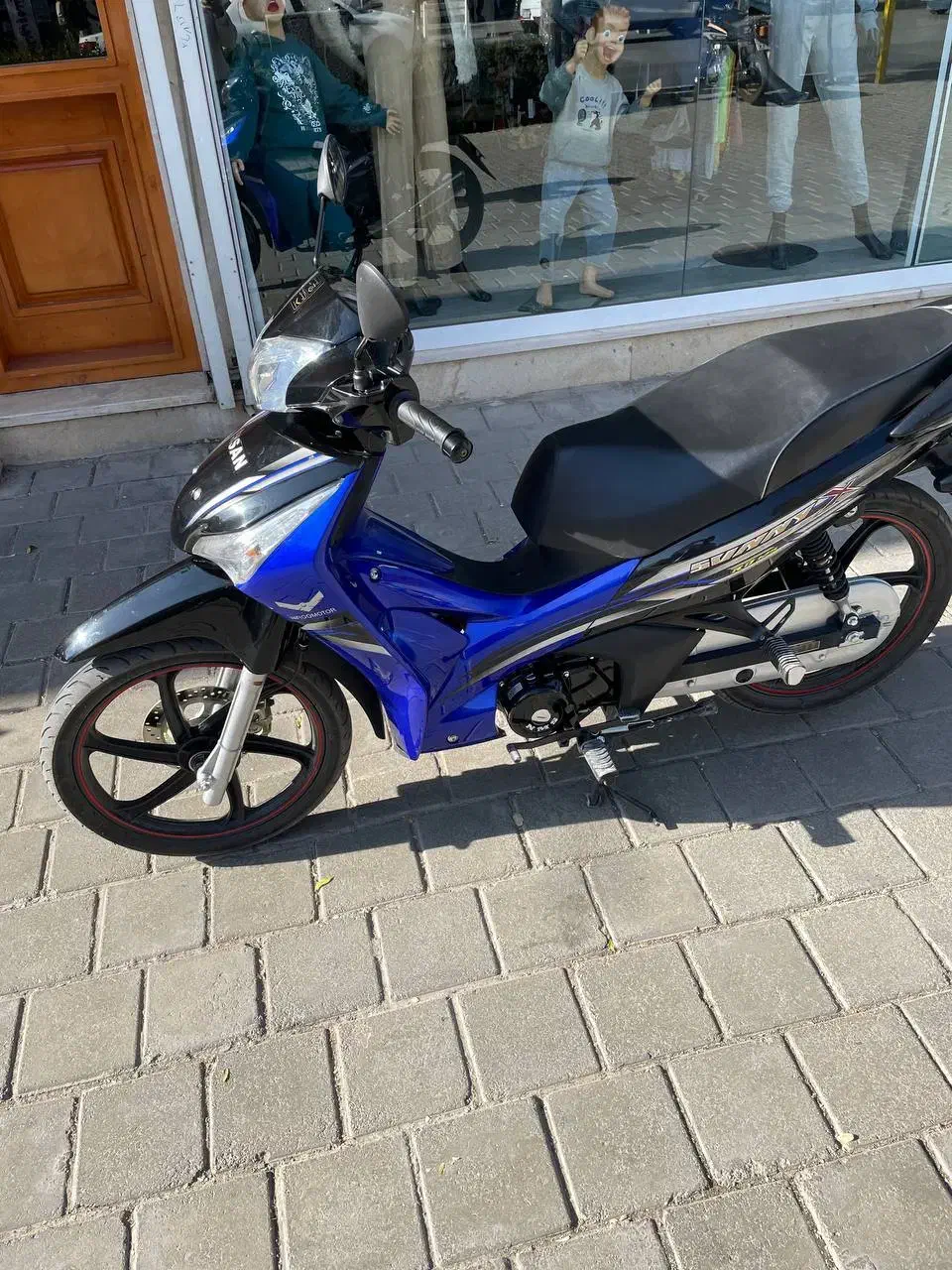 لاکی  احسان 1403|موتورسیکلت|نیشابور, هفده شهریور|دیوار