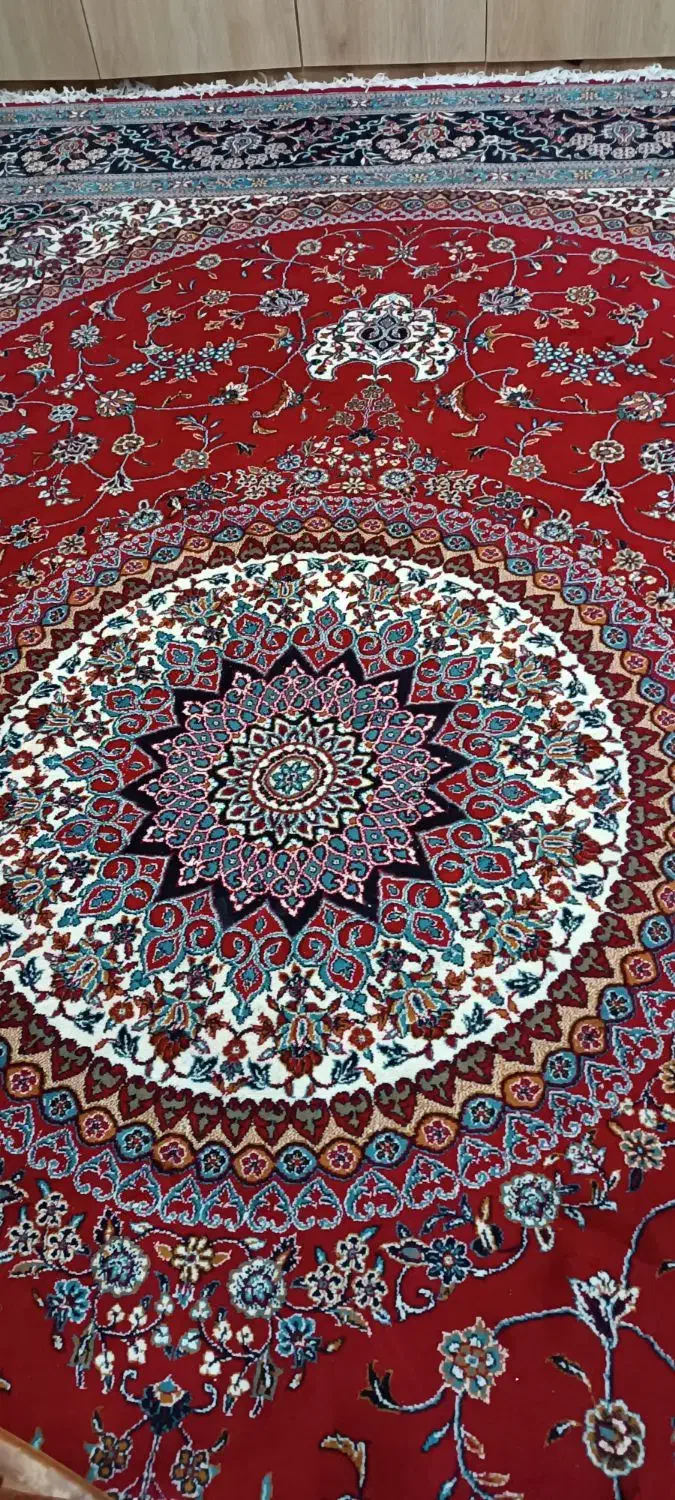 کمددراول ۶کشو سالم وتمیزویک فرش ۱۲متری|فرش|دوگنبدان, |دیوار