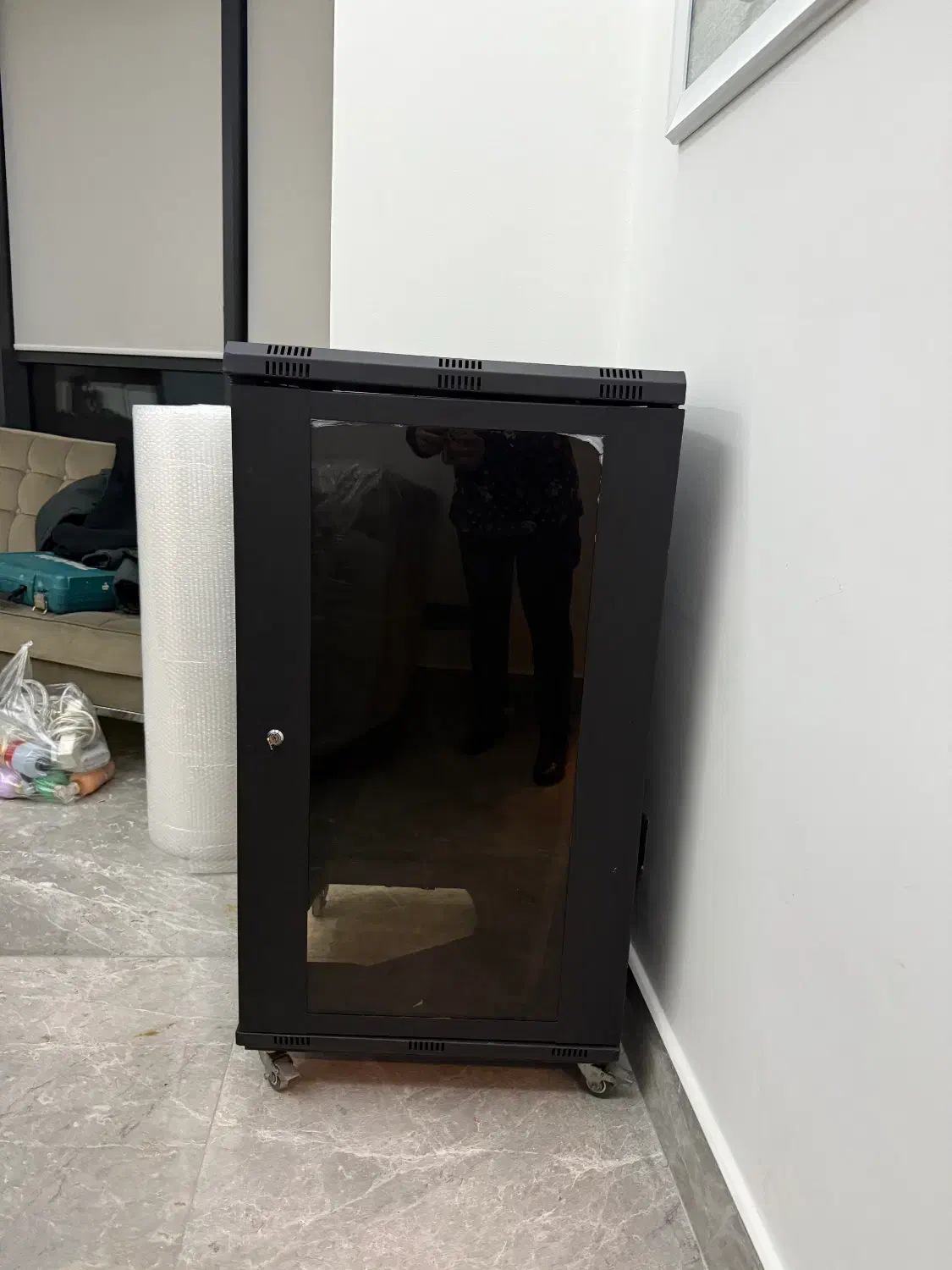 رک شبکه ایستاده 22 یونیت و کابل شبکه زیرقیمت|مودم و تجهیزات شبکه|تهران, فرمانیه|دیوار