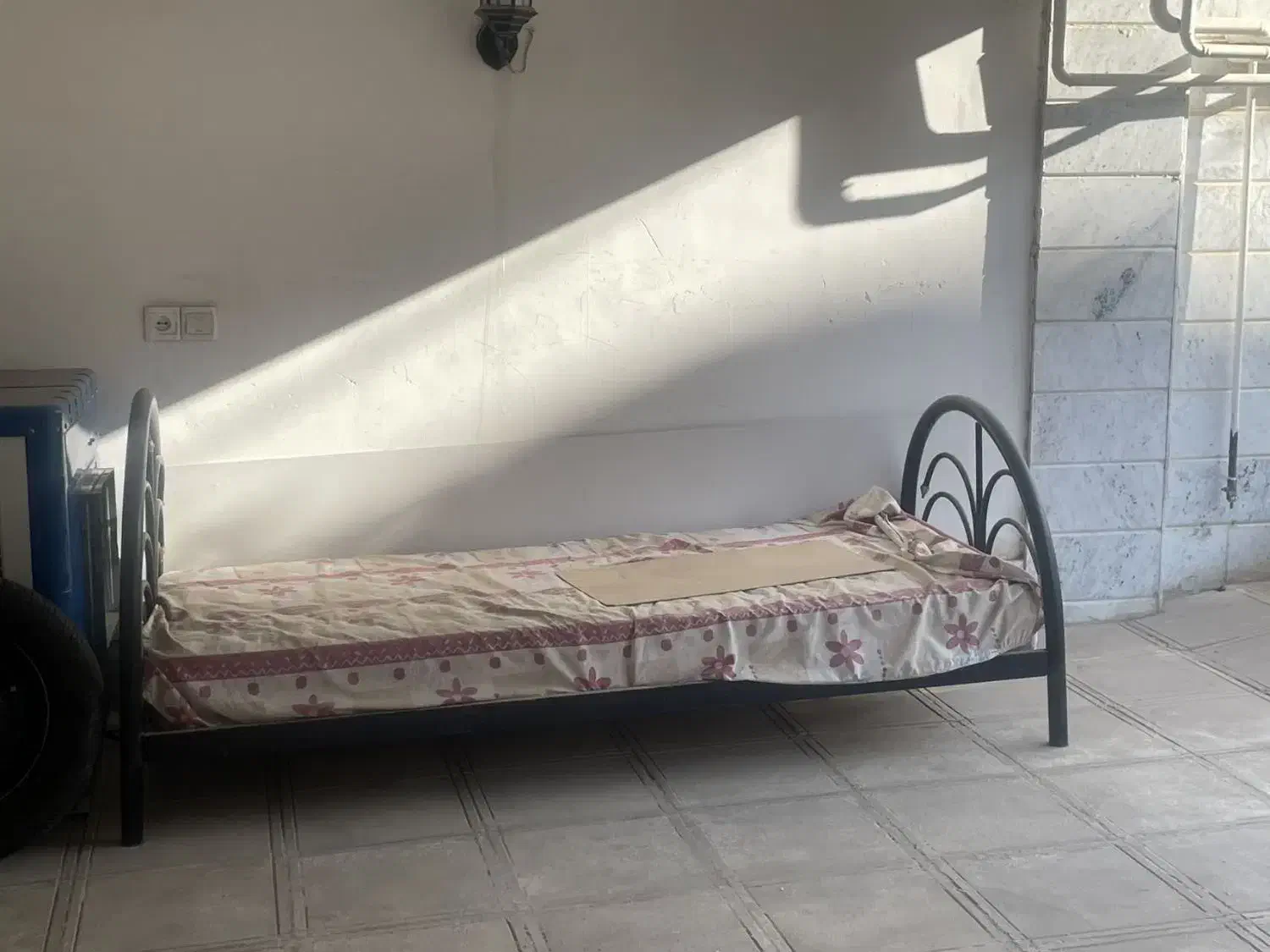 تخت و خوشخواب|تخت و سرویس خواب|بجنورد, |دیوار