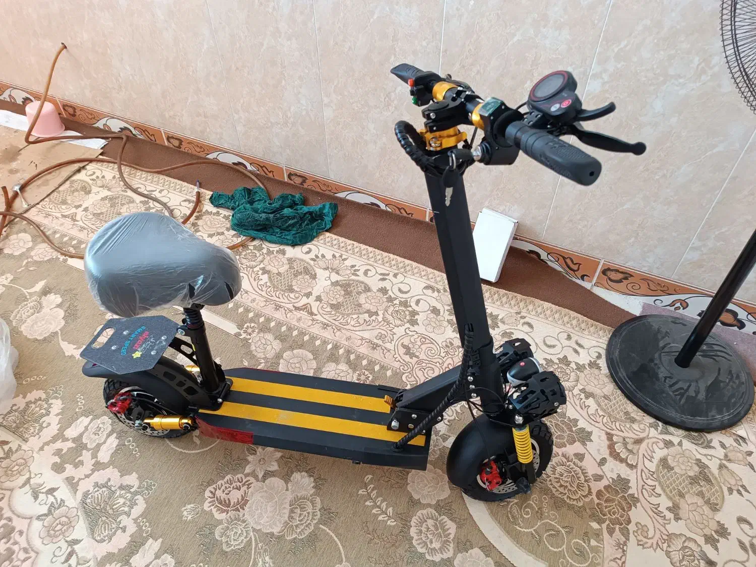 اسکوتر برقی درجه یک|دوچرخه، اسکیت، اسکوتر|بندر ترکمن, |دیوار