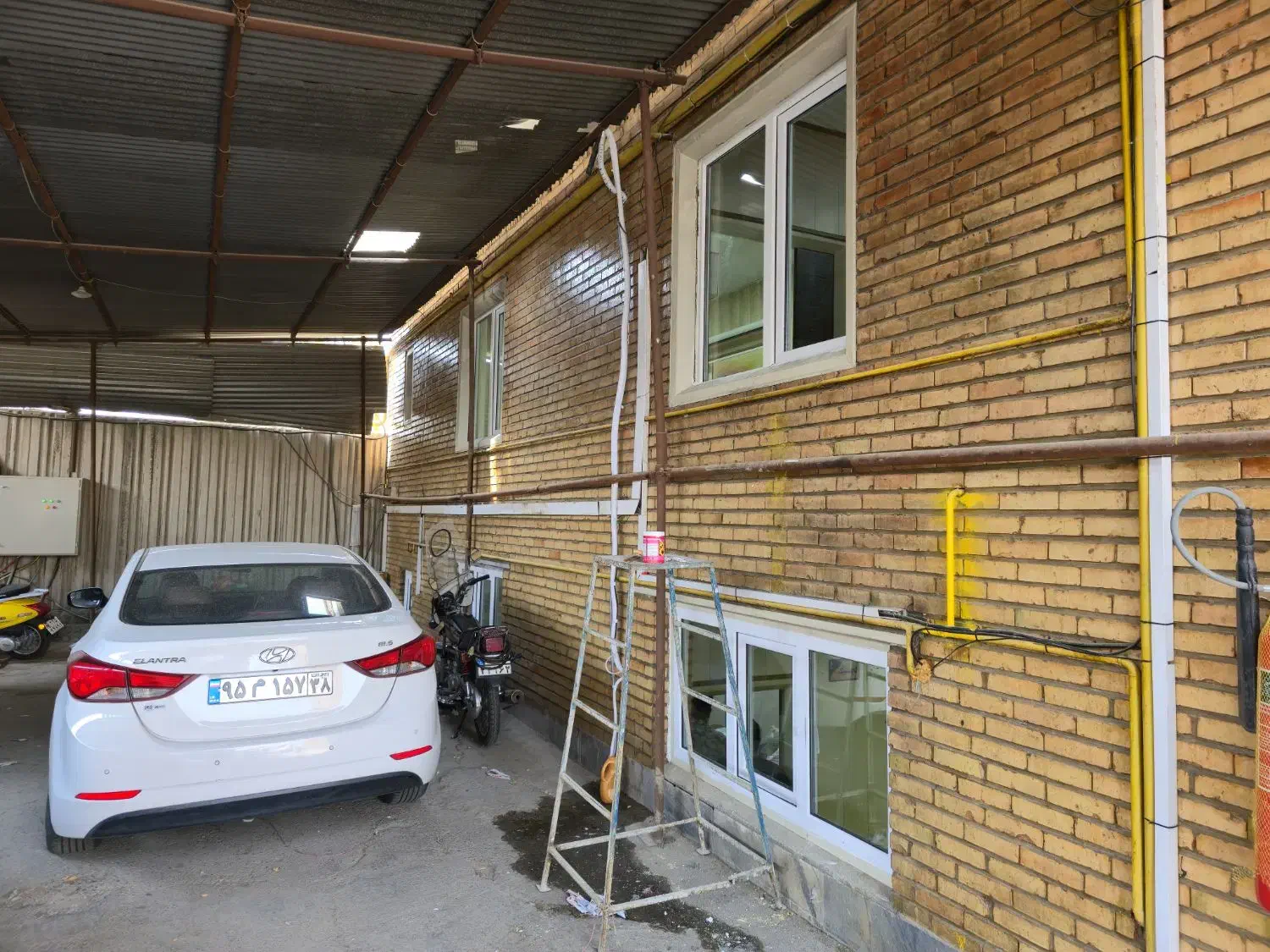 نصاب درب و پنجره یو پی وی سی|خدمات پیشه و مهارت|هشتگرد, هشتگرد قدیم|دیوار